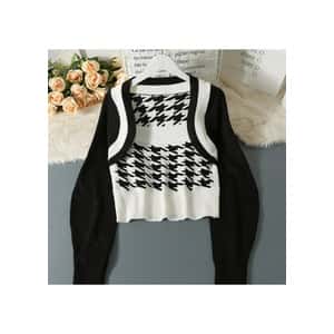 Houndstooth Crop Top with Sleeves